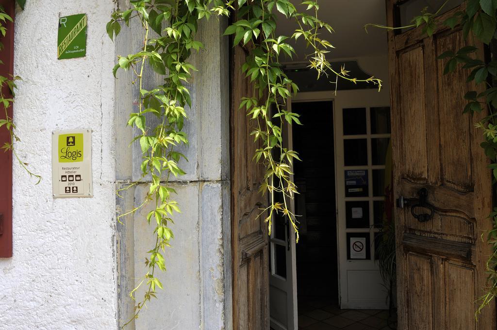 Hotel Les Bains De Secours Sévignacq-Meyracq Exteriör bild